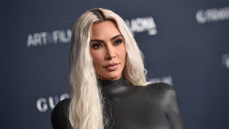 Kim Kardashian is  er zeker van dat de maanlanding fake was