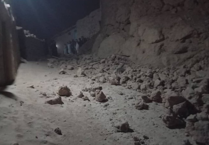 Aardbeving in Afghanistan eist al minstens tien levens, aantal kan nog oplopen