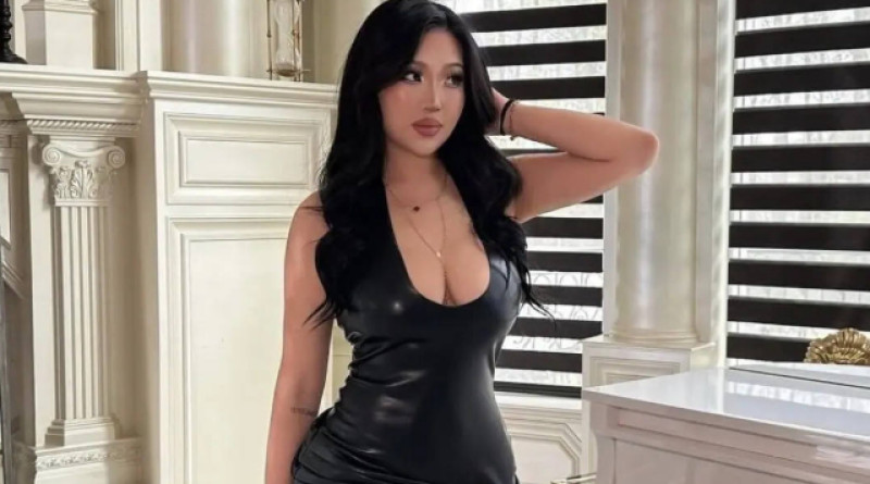🎥 Sexy streamster in nauwe schoentjes vanwege grensoverschrijdend gedrag