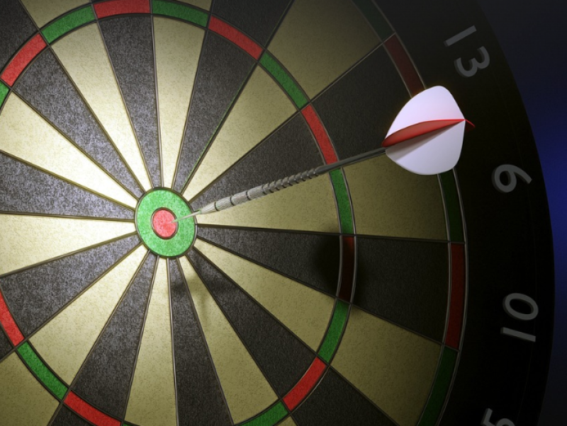 13-jarige Eelyas Van Bruyssel schittert in Belgische dartstop