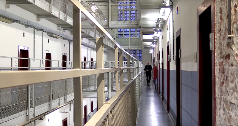 Schrijnende situatie in gevangenis Hasselt: spanningen lopen op