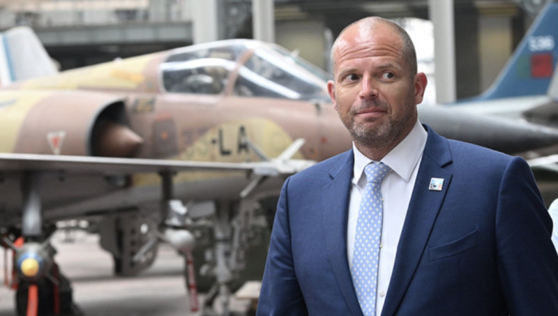 “Ik zou misschien nog een drone aan je saus toevoegen, Theo!”
