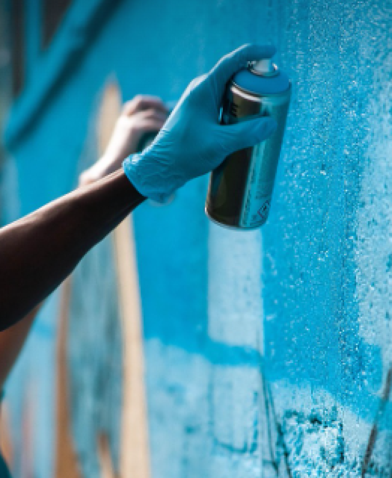 Graffitistraatje in Gent blijft wit na Halloweenproject