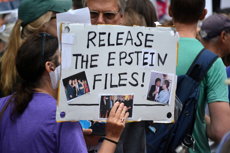 Analyse van 20.000 Epstein-e-mails: dit zou er in staan