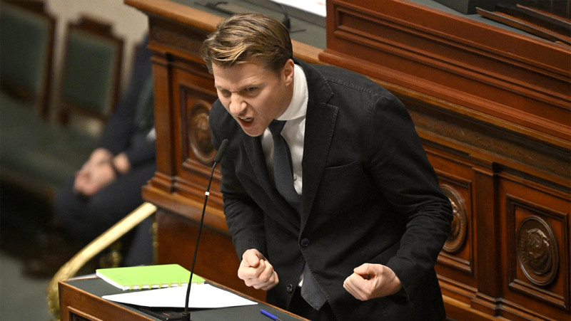 N-VA draait het volume open in dossier langdurige zieken – en het toeval helpt mee