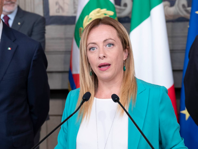 Italië: samenzwering om Meloni ten val te brengen - "Mattarella's adviseurs betrokken bij complot"