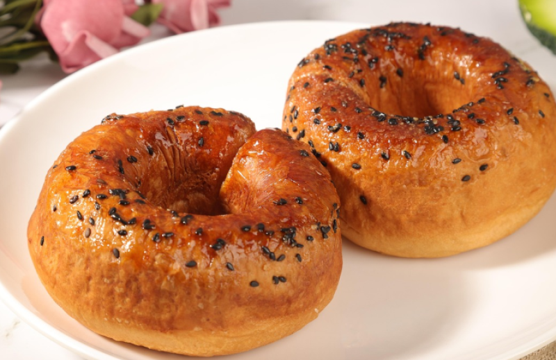 Sanseveria, het populaire bagelsalon, verhuist naar historisch pand in Brugge