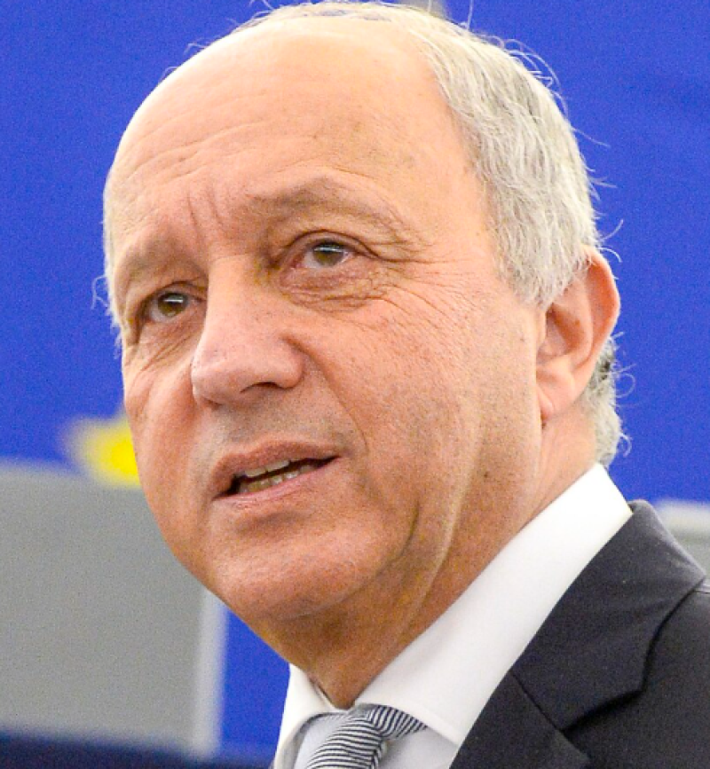 Voormalig Frans premier Fabius in Shangai met leden Chinese veiligheidsdiensten