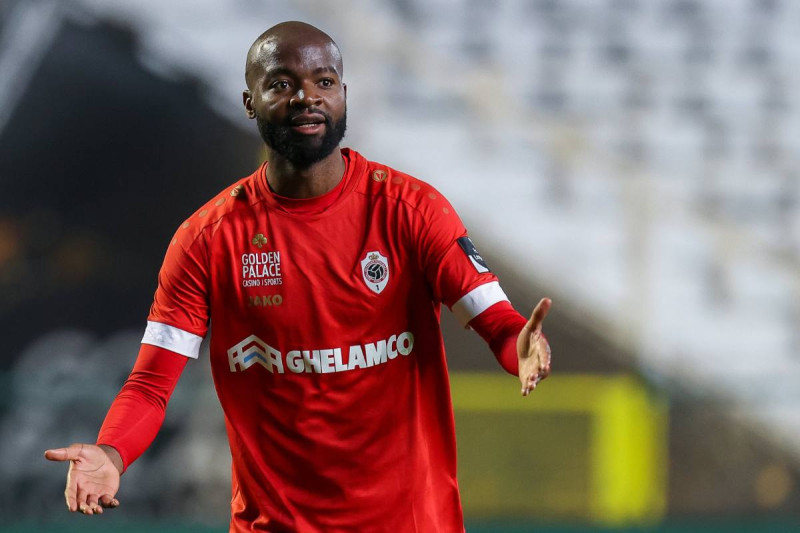 Gebroken beloftes en betalingsachterstanden: Didier Lamkel Zé is alweer op zoek naar een nieuwe voetbalclub