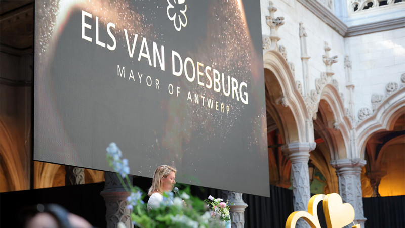 Van Doesburg zwaar bekritiseerd voor politieoptreden bij pro-Palestina-betoging