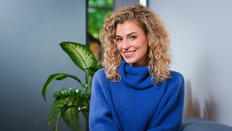 Julia Boschman zet internet in lichterlaaie met sensuele podiummoves