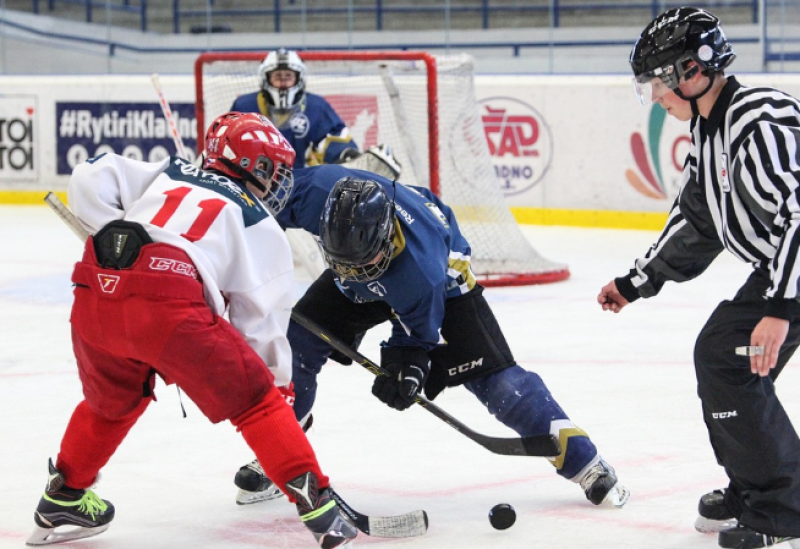 Hockey Club Brugge neemt nieuwe indoorvelden in gebruik