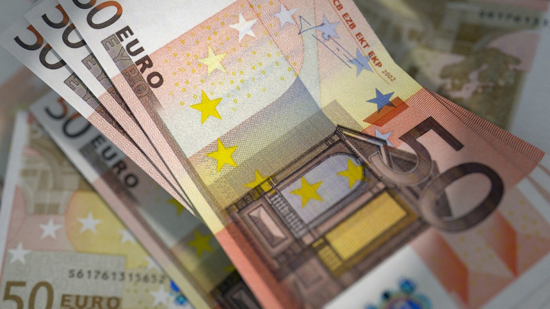 Belgen parkeren recordbedrag van 302 miljard euro op spaarboekjes: slim? Niet echt