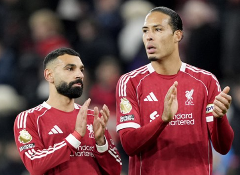 Salah dropt serieuze bom bij Liverpool: "Ik kan dit niet geloven, zeer teleurgesteld"