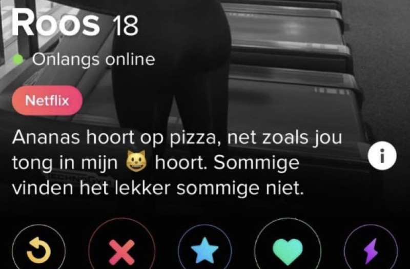 📸 Deze Tinder-jongedames geven gewoon toe dat ze op zoek zijn naar een wip