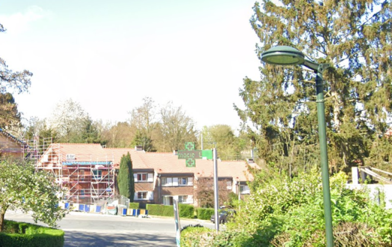 Ukkel in shock: geliefde medewerker (40) van apotheek plots overleden