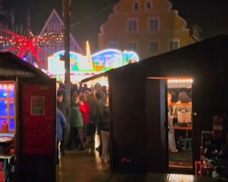 “Dit is een ramp voor ons”: neonazistische muziek teistert Duitse kerstmarkt
