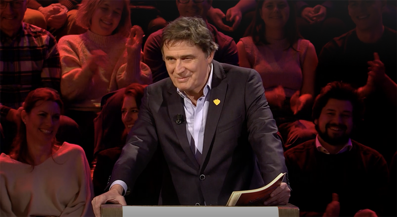 Hoe fake is de glimlachende BV op je scherm?