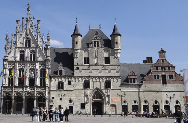 Mechelen zet in op huisarrest voor jongeren tijdens oudejaarsnacht
