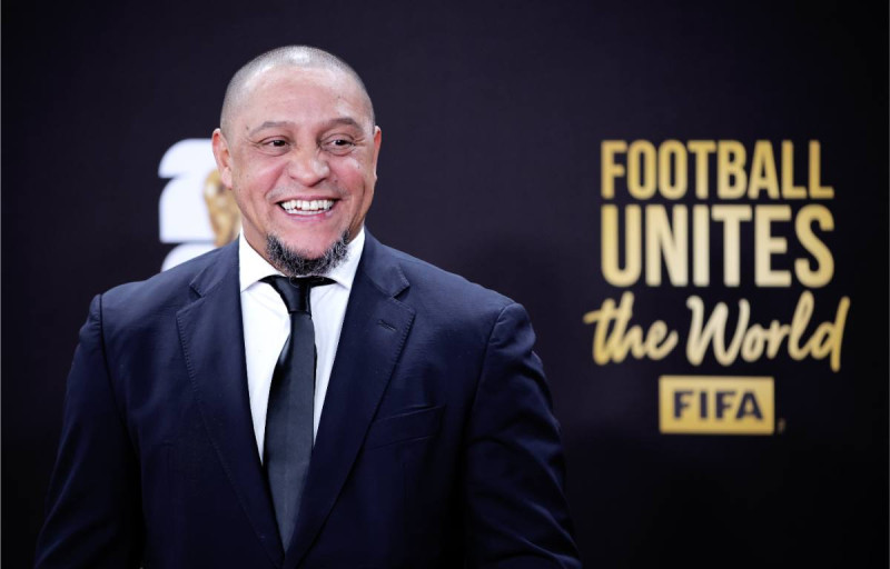 Het gaat niet goed met Roberto Carlos: voormalige wereldkampioen met spoed geopereerd aan het hart