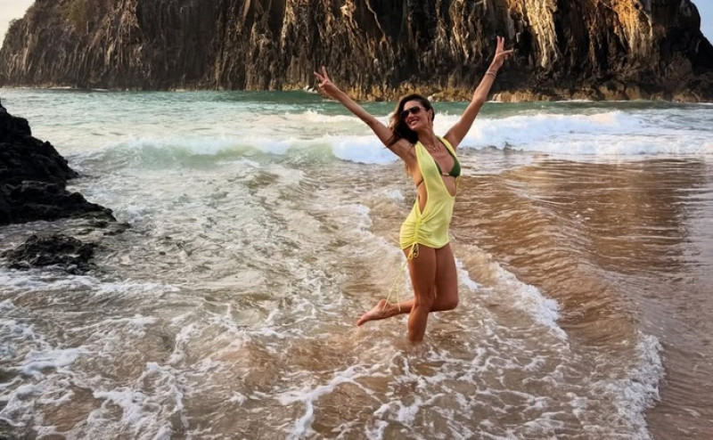 📸 Alessandra Ambrosio laat de sneeuw héél snel smelten
