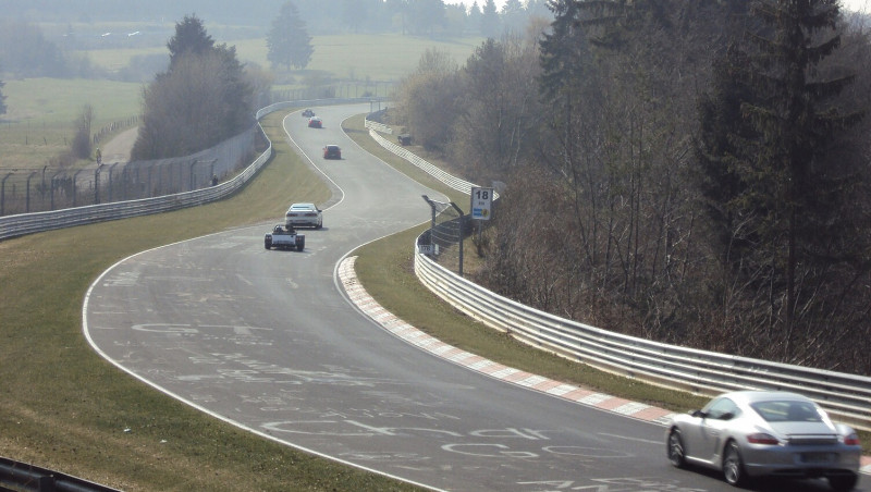 28 minuten volgas: dit is de traagste nieuwe auto op de Nürburgring