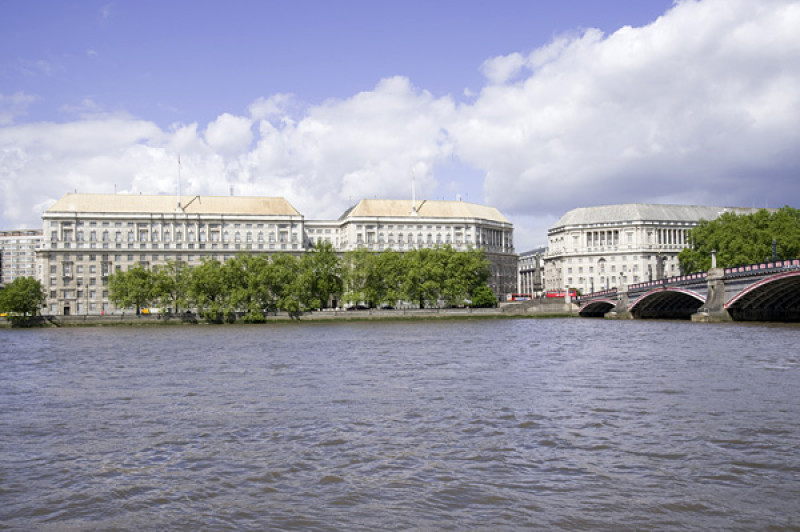 Britse inlichtingendienst MI5 (opnieuw) onder vuur: vooral niet-blanke kandidaten welkom