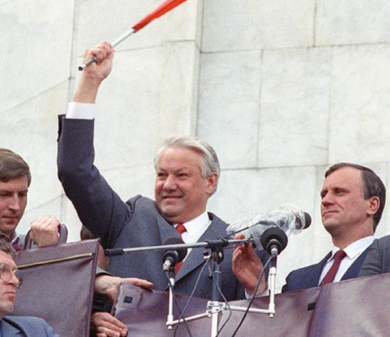 NSA-documenten geven zicht op relatie Jeltsin, Poetin en Clinton eind ’90