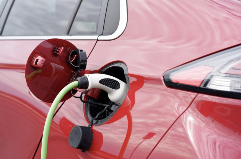 Betaalbaar elektrisch op het Autosalon, maar de Belg lust er geen pap van