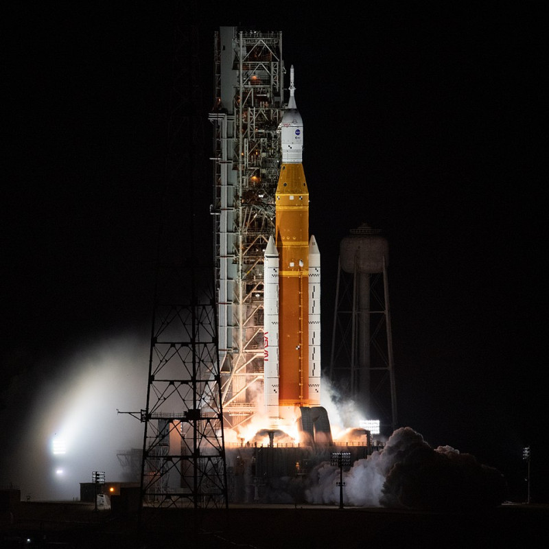 Artemis II- missie: NASA's maanraket arriveert op lanceerplatform
