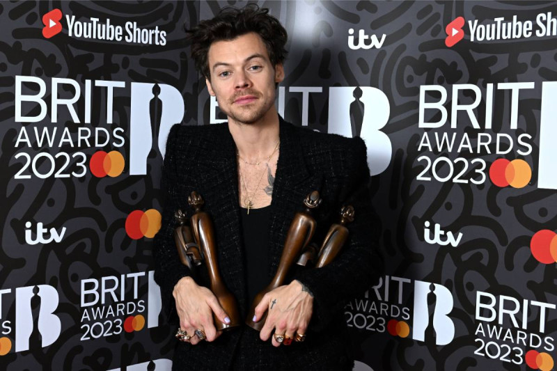 Fans in extase: Harry Styles onthult nieuwe single die deze vrijdag uitkomt
