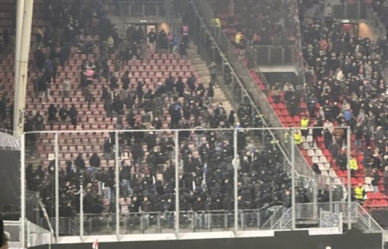 🎥 Explosieve situatie in Utrecht: fans Genk dupe van één groep