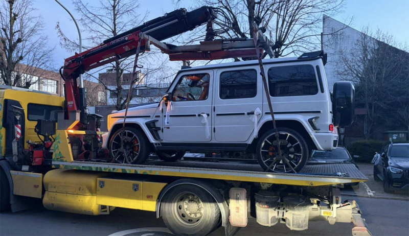 Politie grijpt in bij trouwstoet in Borgerhout