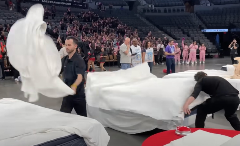 🎥 De Olympische Spelen, maar dan met dweilen