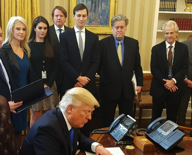 Epstein-files: Steve Bannon verzamelde Vlaams-nationalisten en Waalse populisten in hotelkamer na lezing