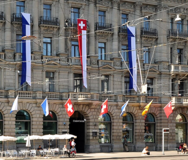 Honderden nazirekeningen ontdekt bij Credit Suisse