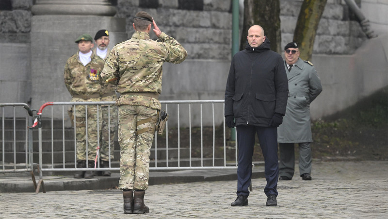Reservist tot in de kist: Theo Francken schaft de maximum leeftijd voor reservemilitairen af