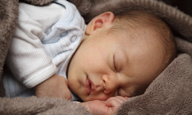 Overheid waarschuwt: geen koemelk voor baby's na productterugroep