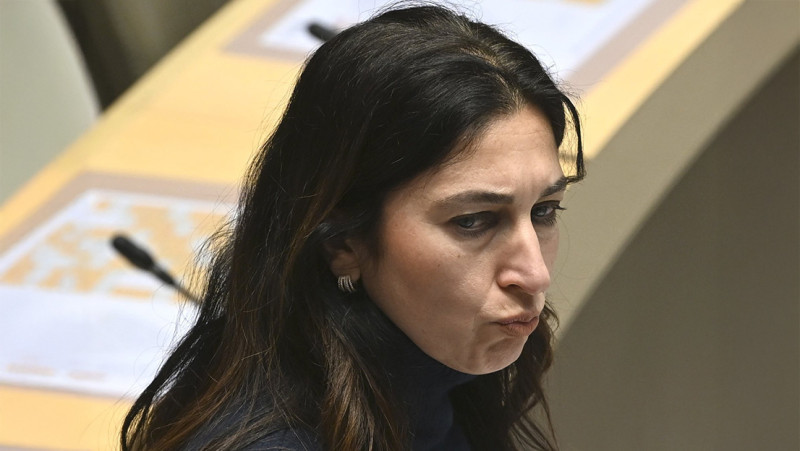 Demir zwaait met cijfers, maar cijfers zijn geen mensen