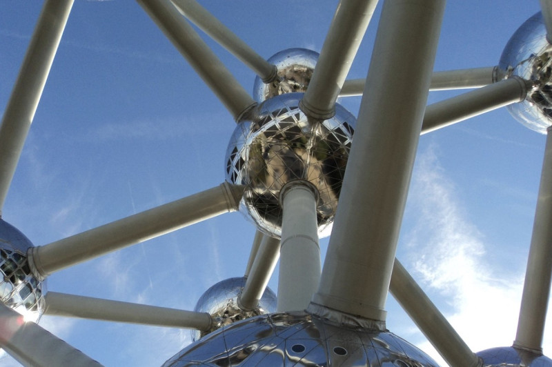 Brussel boetseert een miljard uit het niets en iedereen moet doen alsof dat logisch is