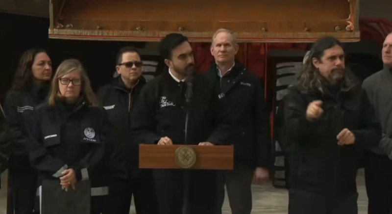 🎥 New York eist meer ID-bewijzen voor sneeuwruimen dan voor stemmen