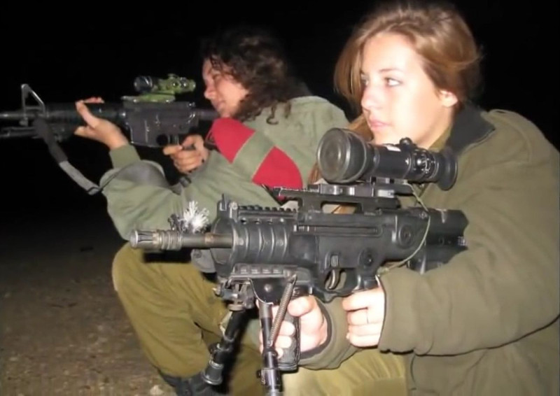Israël: grondtroepen 'zullen oprukken en extra strategische gebieden in Libanon innemen'