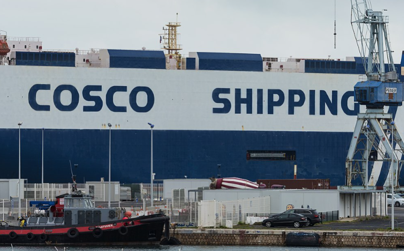 Aanval op Iran: Chinese rederij COSCO Shipping stopt boekingen voor routes in Midden-Oosten