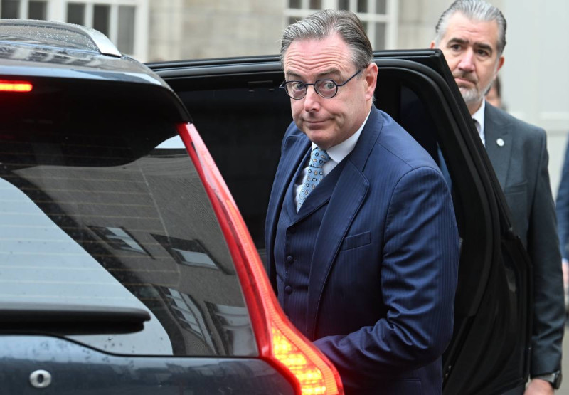 De digitale ondergang: Bart De Wever vreest voor de nieuwe generatie