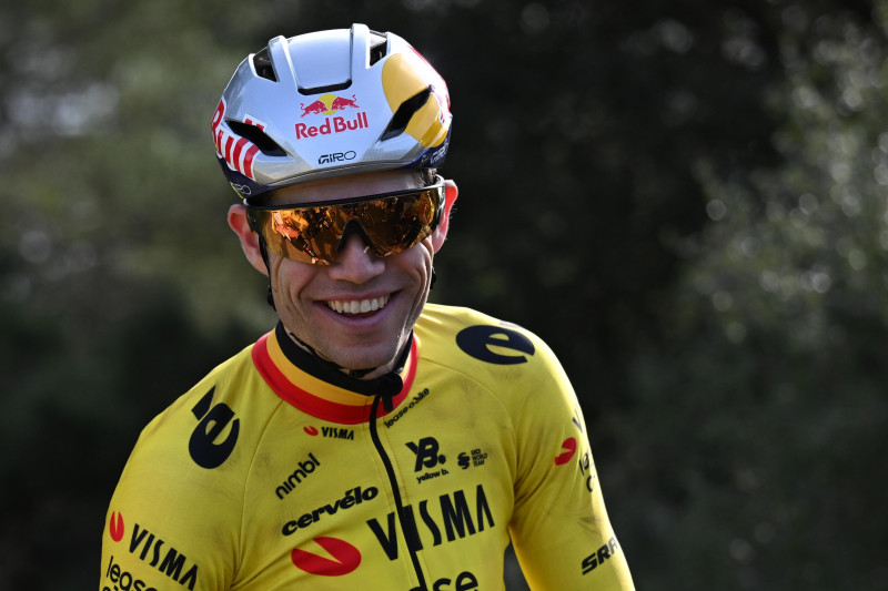 Strade Bianche of Strade Blamage? Wout van Aert vecht niet alleen tegen zijn eigen lichaam, maar ook tegen een zéér gemotiveerde Pocagar