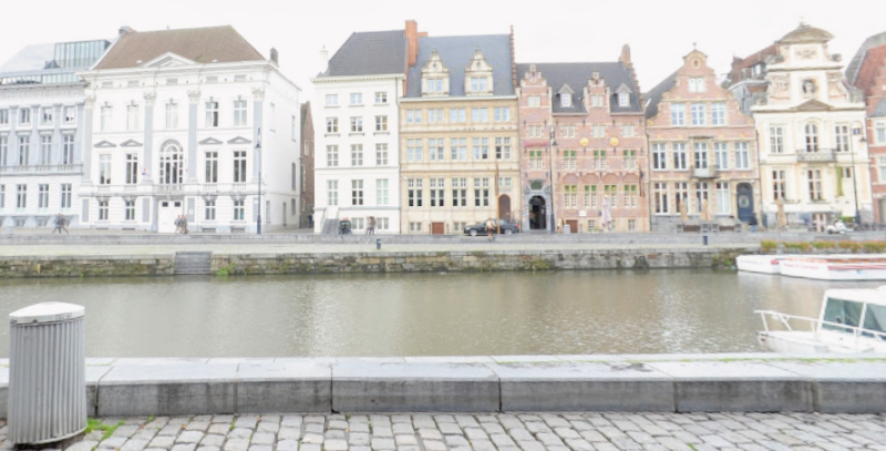 Herstelwerkzaamheden aan de zitmuur op de Graslei in Gent van start