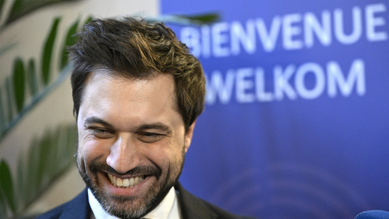 Bouchez lonkt naar Vlaanderen: MR wil nationale liberale partij bouwen, anders dan Anders