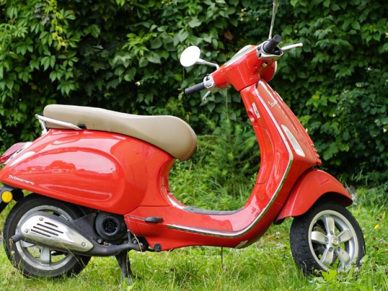 Kiki's Vespa Tours breidt uit naar het Brugse ommeland