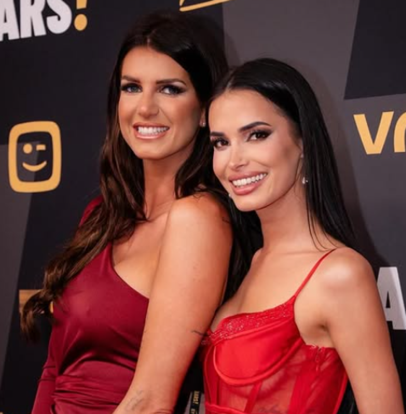 Na felle kritiek van 'Real Housewife' Annelies Schetters slaat Oona Noyen keihard terug: dit is volgens haar de (harde) waarheid