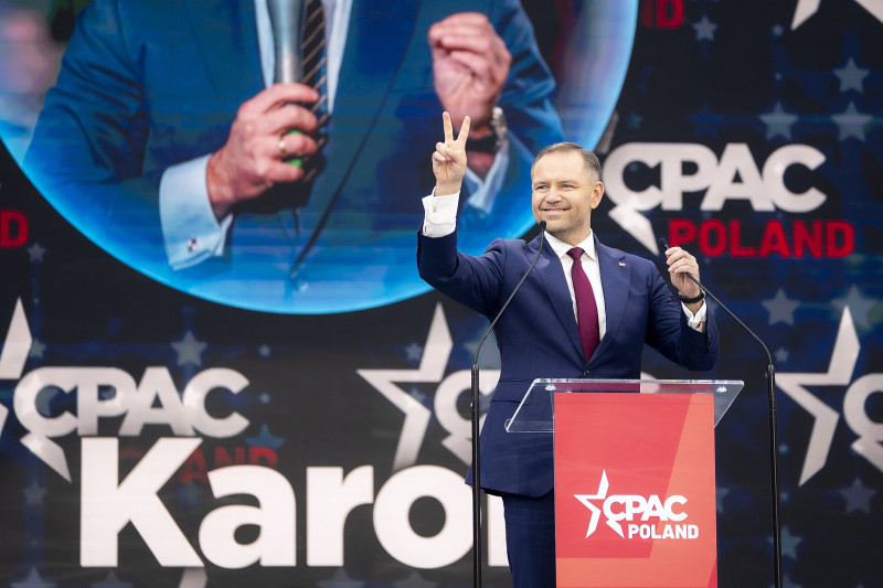 Poolse president zegt neen tegen ruim 40 miljard aan Europese militaire leningen